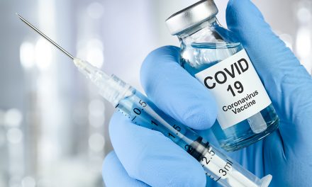 Dezvăluiri cutremurătoare. Vaccinul anti Covid-19 nu este de fapt un vaccin, ci un modificator genetic. Metoda vaccinării respiratorii, prin aerosoli. România- țară „cobai” pentru experimente