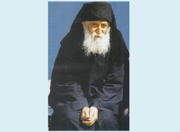 Cuviosul PAISIE AGHIORITUL despre 666, cartele electronice, buletine electronice