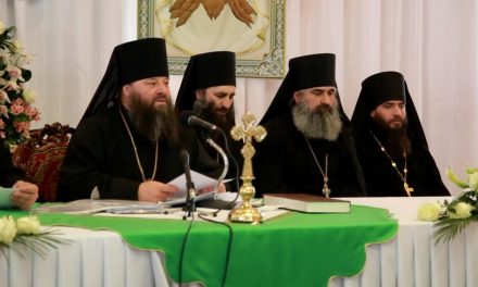 PS Longhin (Jar): „Să-l pomenesc [pe patriarhul Kirill] nu pot, pentru că nu ştiu cine e ortodox şi cine e catolic”. Traducerea fragmentelor conferinţei recente.