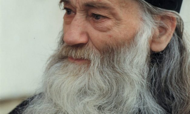 Părintele JUSTIN PÂRVU: Vor ridica biserici mărețe. Nu vom putea intra, pentru că ecumenismul se va înstăpâni în ele