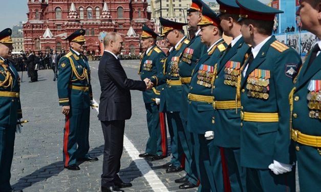 Vladimir Putin își MOBILIZEAZĂ armata