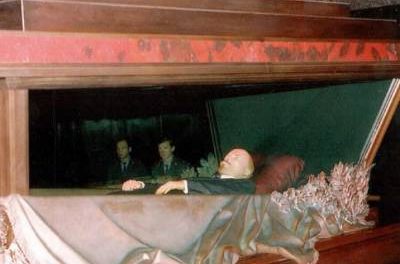 ȘEFUL RABIN al Rusiei: „LENIN a fost un ucigaș – este timpul SĂ-L ÎNGROPĂM” / PROFEȚIA despre ÎNMORMÂNTAREA sa e pe cale să se împlinească …