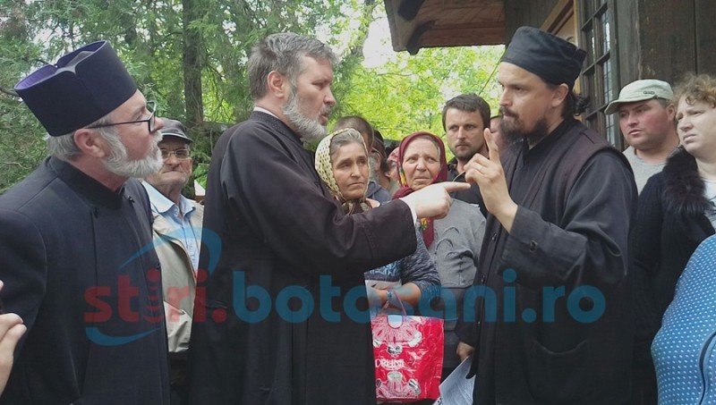 Ecumeniștii au fost rușinați astăzi la Botoșani. Credincioșii au sărit în ajutorul Părintelui Ioan Ungureanu.