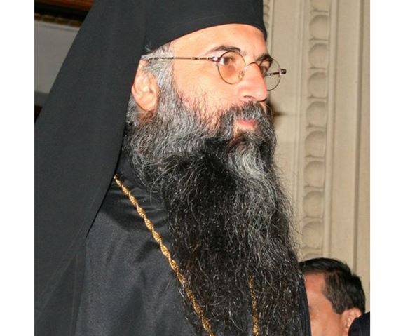 Părintele Claudiu Vasile Maria de la Parohia Pietroasa – jud. Vâlcea, a întrerupt pomenirea ierarhului său!