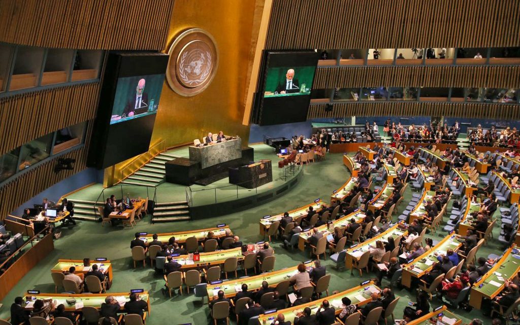 SEMNUL FIAREI PENTRU TOATĂ LUMEA: Microsoft și ONU vor să ofere CĂRȚI DE IDENTITATE DIGITALE pentru PERSOANELE FĂRĂ ACTE