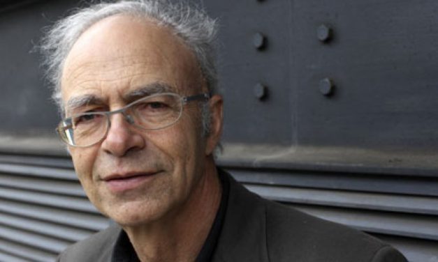 Universitatea din Bucureşti i-a acordat titlul de Doctor Honoris Causa lui Peter Singer