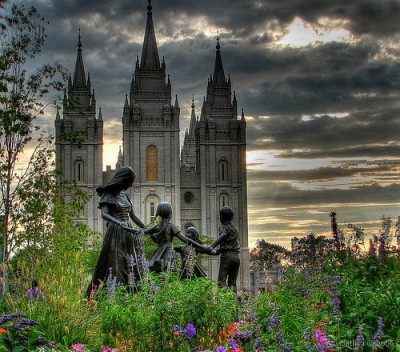 LOCURI SINISTRE: TEMPLUL MORMON – TEMPLE SQUARE, UTAH 