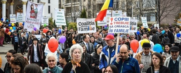 Deputatul Daniel Gheorghe, despre blocarea referendumului pentru familie: Politicienii care încearcă să frâneze, prin diverse mijloace, o procedură legală și constituțională de referendum nu au ce căuta în viața publică a unei țări democratice