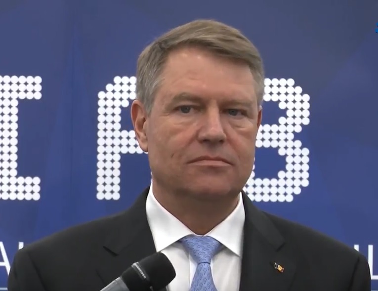 Președintele IGNORĂ 3 milioane de români. Iohannis, ironie despre referendumul pentru familie: Luna mai e o lună frumoasă, nu știu dacă și pentru referendum