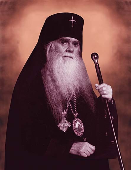 Arhiepiscopul Averchie Taușev – Politica de grup
