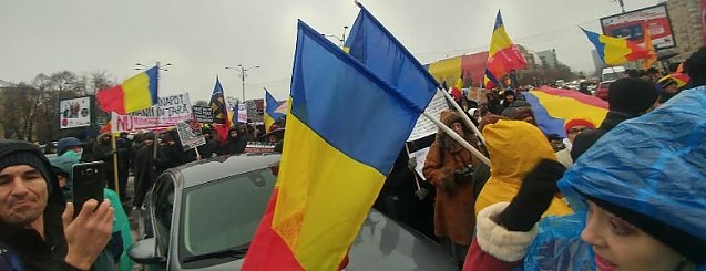 Peste 2.000 de oameni au participat la un nou protest împotriva Pactului pentru Migrație