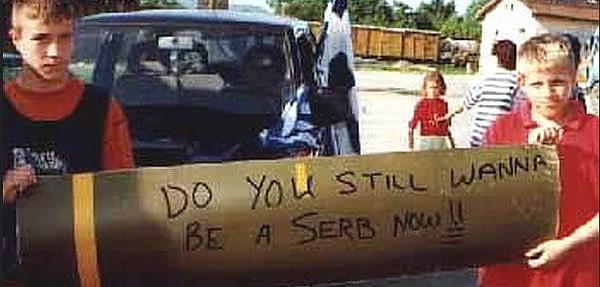 După 20 de ani: Apelul intelectualilor, în frunte cu Liiceanu, Patapievici și Tismăneanu, pentru susținerea bombardamentelor NATO asupra Serbiei, realizate fără acordul ONU