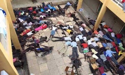 “MOARTE CREȘTINILOR!” Masacrul din Kenya: gruparea islamistă a ucis studenții creștini