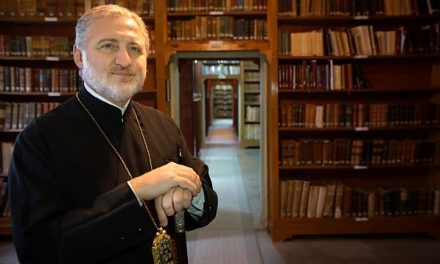 Pentru cine încă nu era clar: Noul Arhiepiscop grec al Americii a declarat că Patriarhul de Constantinopol este „primul fără egali” în lumea ortodoxă