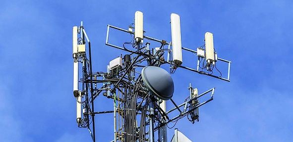 Medic: Radiațiile tehnologiei 5G au efecte complexe asupra neuronilor, hormonilor și funcției cardiace. Există studii privind apariția tumorilor