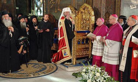 Prin cei care au trădat Ortodoxia nu poate fi Înviere!