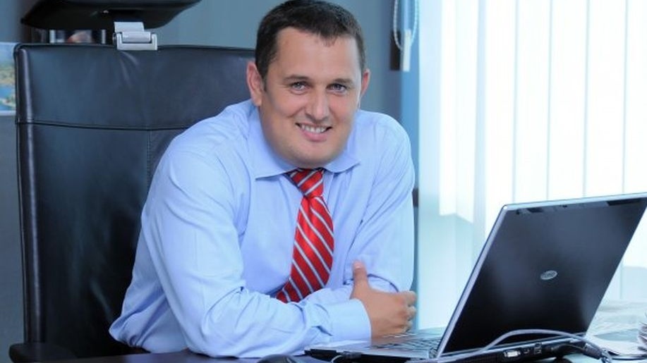 Trăim una dintre cele mai șocante și periculoase forme de tiranie: domnia prin lege a prostocrației.