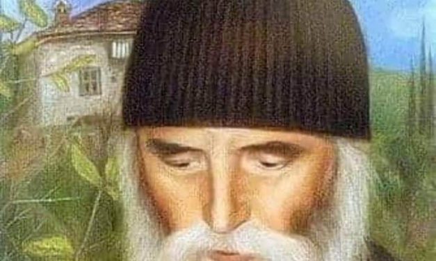 Sf. Paisie Aghioritul (†1994): ”Sfârșitul Turciei va începe când vor transforma Sf. Sofia în moschee. Eu nu voi vedea. Voi tinerii, da!”
