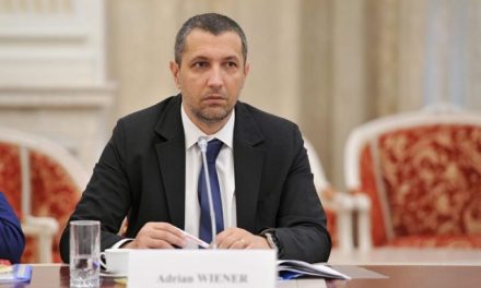 Membru USR susține exterminarea persoanelor care se opun vaccinării obligatorii