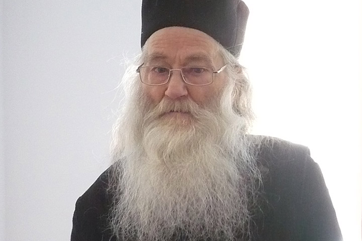 Pr. Justin Pârvu – Diavolul s-a întrupat în acest sistem politic și se luptă cu noi prin ei, mai aprig ca niciodată