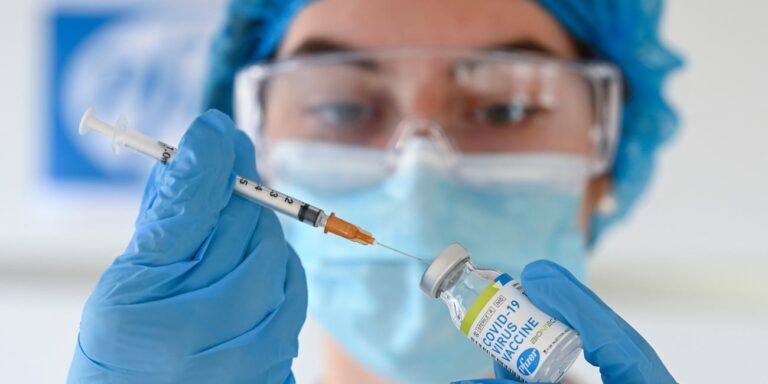 Medic ajuns la urgențe după ce a fost vaccinat cu vaccinul celor de la Pfizer