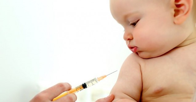 Un cercetător dezvăluie: „S-a făcut o mare greșeală. Vaccinurile conțin o toxină care ajunge în sânge.” – Cei mai în pericol sunt copiii. Se urmărește reducerea populației?