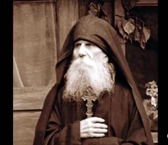 Părintele Paisie Olaru: CUVINTE DE FOLOS – Despre rugăciune