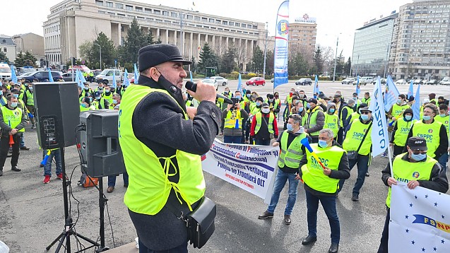 Din solidaritate pentru nevaccinați, polițiștii boicotează manifestația de 1 Decembrie: Nu defilăm pentru a gira politicienii aflați vremelnic sau chiar întâmplător la conducere!