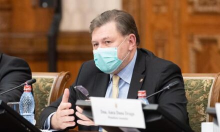 Rafila, despre vaccinarea oamenilor cu boli cronice: Nu există niciun fel de contraindicație