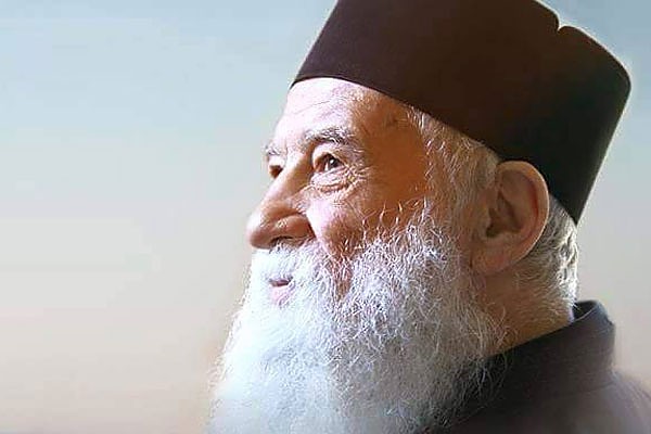Părintele Gheorghe Calciu: „Ne-am obişnuit cu răul în aşa măsură, încât nu-l mai sesizăm”