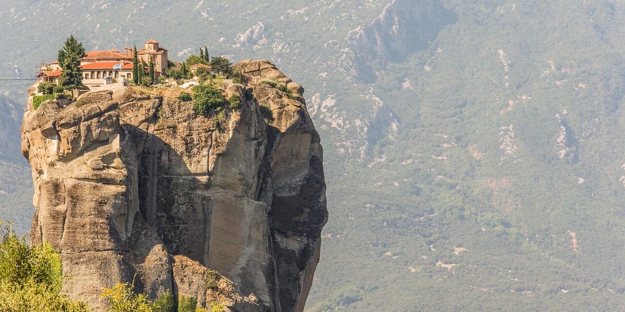 Din ciclul: vestita Grecie descoperită de Pr. Andrei – Te cântă sufletul meu, Grecie !