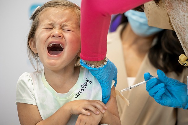 Ministerul Sănătății vrea să impună vaccinarea obligatorie a copiilor pe șest, prin HG. ALERTĂ PUBLICĂ și APEL LA ACȚIUNE din partea Asociației Medicilor pentru Consimțământ Informat – STRATEGIA NATIONALĂ DE VACCINARE ÎN TRANSPARENȚĂ DECIZIONALĂ