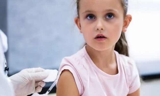 Cercetătorii au descoperit legătura dintre vaccinul Covid și morțile subite