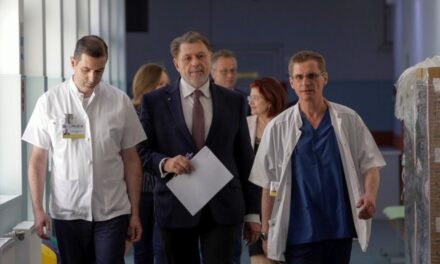 Se pregătește terenul pentru legalizarea eutanasiei în România? Rafila cere dezbatere publică despre oprirea tratamentului ATI pentru pacienții în stare terminală. Capcană: ”Biserica să fie parte”