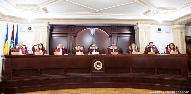 Zi crucială la CCR: Cererea de ANULARE a primului tur al alegerilor prezidențiale, pe masa judecătorilor constituționali