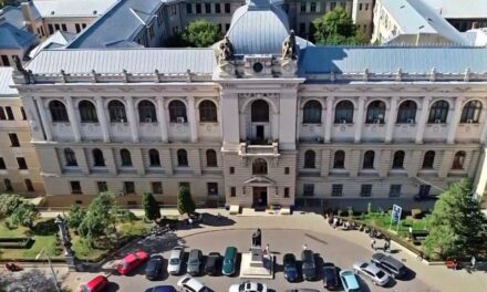 Apel al Facultății de Istorie din Iași către toți profesorii, inspectorii școlari, cercetătorii și muzeografii la solidaritate pentru păstrarea Istoriei ca disciplină obligatorie, la toate specializările, în toți anii de liceu