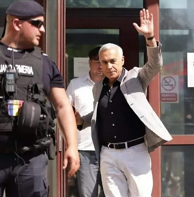 Primul proces cu adevărat politic de după 1989 – Călin Georgescu pus la zid de o clasă politică de hoți și trădători