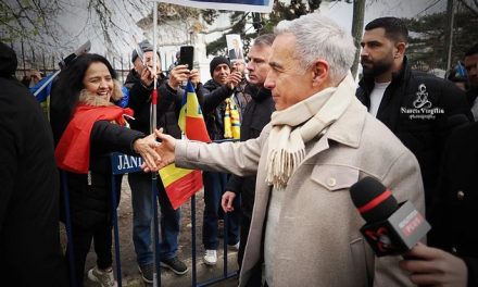 Zoe Dantes: Vina tăcerii – când a îndura istoria devine complicitate