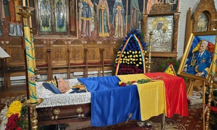 Mortul frumos e… ”negaționist”. Armata Română nu se mai luptă cu dușmanii României ci cu veteranii ei. Generalul Radu Theodoru, personalitate marcantă și erou de legendă, interzis de la Onoruri Militare la înmormântare