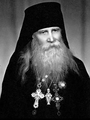 Arhimandritul Tavrion: spunea că primul lucru pe care îl vor face va fi să crească foarte mult prețurile și costurile vieții, ca astfel să determine oamenii să recunoască stăpânirea.
