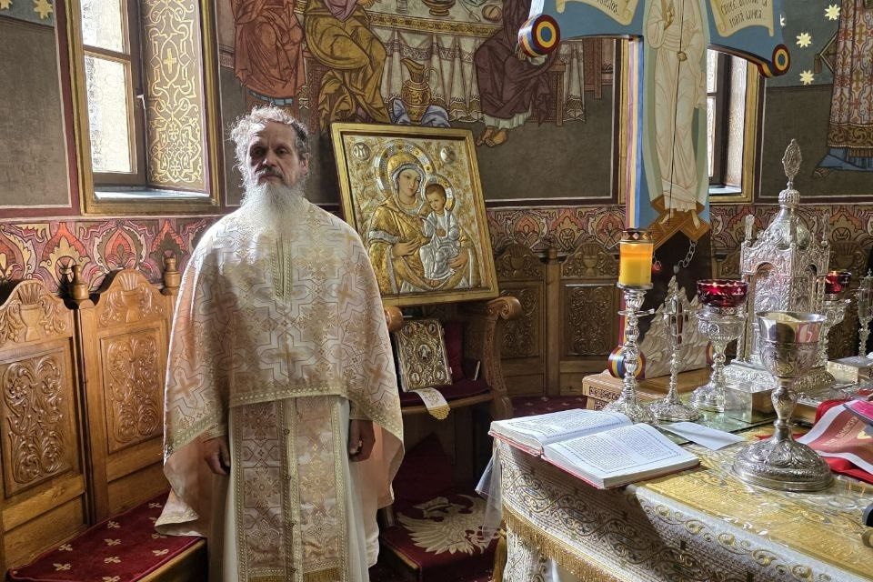 Mărturisire de credință privind îngrădirea de erezia ecumenistă a Ieromonahului Filip Nicolae Gabriel-Florin – fost viețuitor al Mănăstirii Sf. Ilie din Toplița din Episcopia Covasnei și Harghitei condusă de pseudo-episcopul Andrei Făgărășanul – 9 iulie 2026. AXIOS !!!